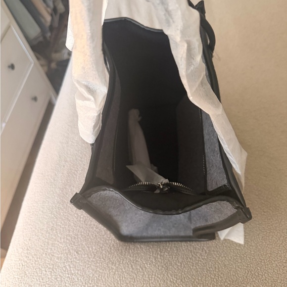 Kate Spade Shoulder Bag - Picture 2 of 3